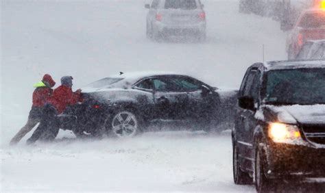 Northeast Pummeled By Winter Storm Photos Image 131 Abc News