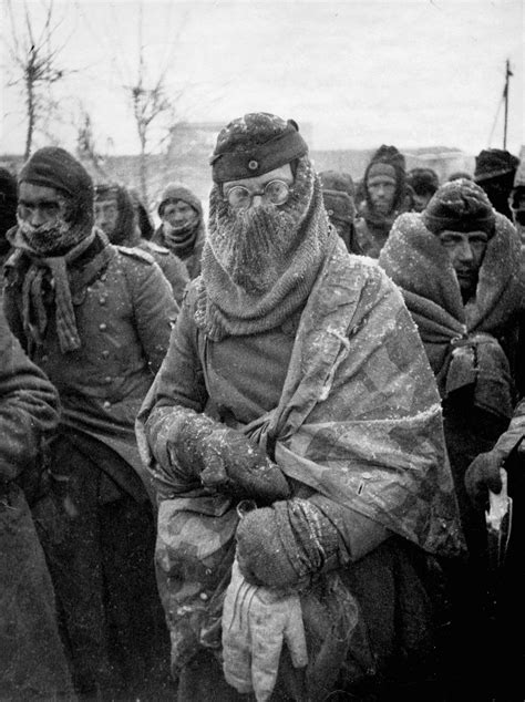German Soldiers Taken Prisoner At Stalingrad 1943 4000 X 1800 R