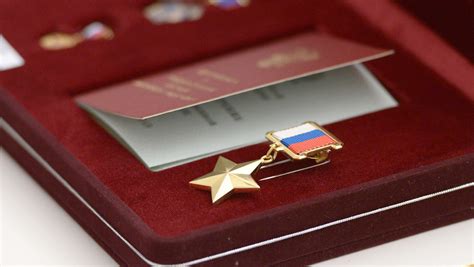 Шойгу также является президентом в 1977 году шойгу окончил красноярский политехнический институт по специальности гражданское. Шойгу рассказал за что получил звание Героя России - Газета.Ru