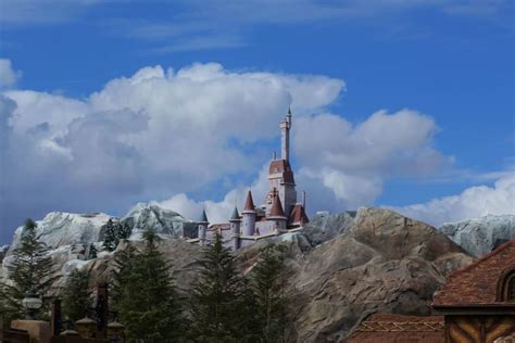 Best Magic Kingdom Restaurants - EverythingMouse Guide To Disney