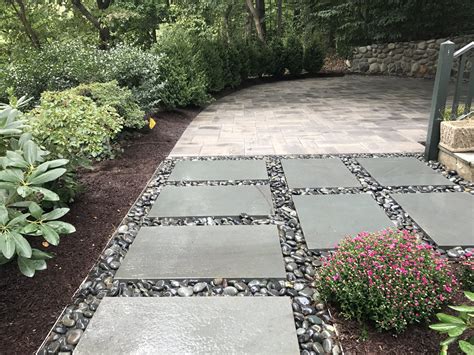 3 Tips For Using Stepping Stones In Your Kings Park Ny Landscape