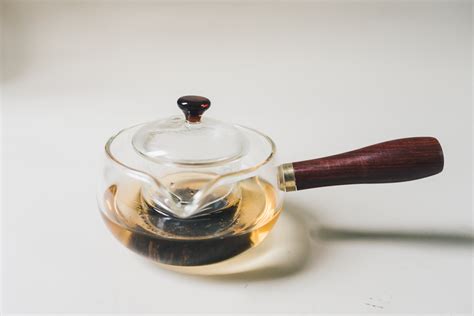 PB111 กาน้ำชา แก้วใส ทนความร้อน 350ml (ด้ามจับไม้) - jibcha