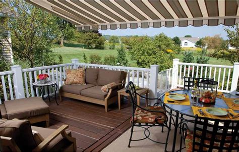 Retractableroof Ating Area Otter Creek Awnings
