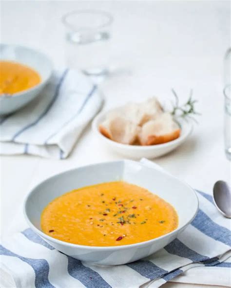 Recipe Curried Coconut Carrot Soup Recipe Curry Recipes Carrot