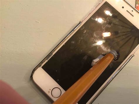 Does toothpaste actually remove cracks/ scratches on a phone?does toothpaste fix cracked screens? How To Get Scratches Out Of Mobile Phone Screen - Phone Guest