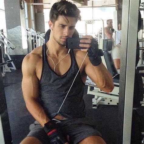 Hottest Gym Selfies