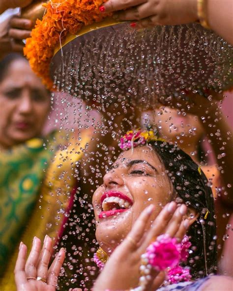 Mangala Snanam Mangala Snanam Decorations In 2020 Indian Wedding Photography Couples Indian