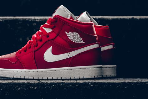 check out this air jordan 1 mid in gym red