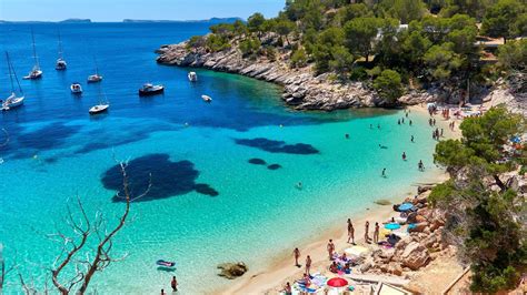 Ibiza Un Paraíso En El Mediterráneo Que Reabre Con Muchas Novedades