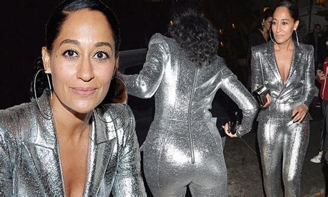 Tracee Ellis Ross Flashes Cleavage At W Magazines La Bash Daily Mail Online