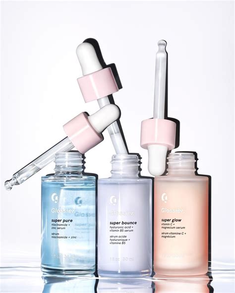 Hyaluronic acid is also known for its soothing abilities. How Does Hyaluronic Acid Help Your Skin? - Science and ...