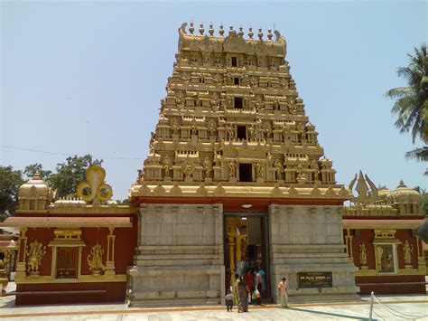 Filegokarnatheshwara Temple 7042008 Wikimedia Commons