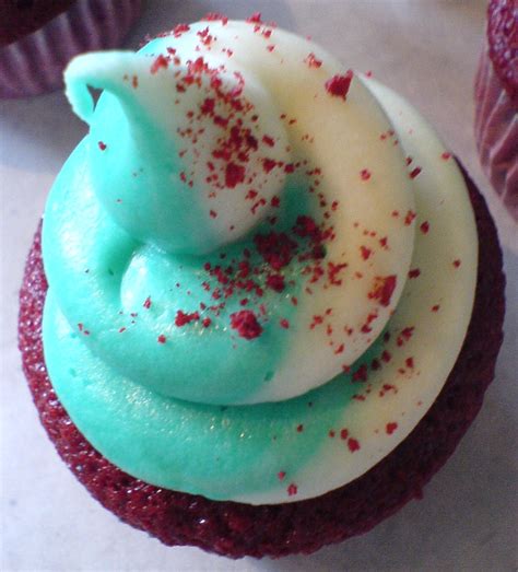 The Cupcake Red Velvet Whopper The Cupcake Joythebak Flickr