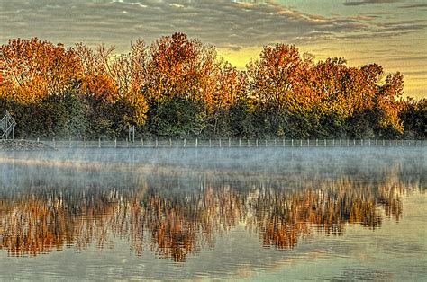 Early Fall Morning On The Fox River Photograph By Roger Passman