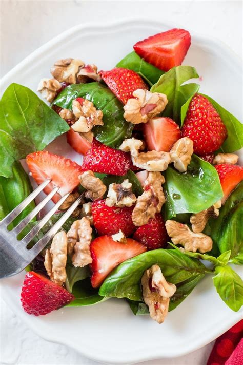 20 Fresh Strawberry Salad Recipes Youll Adore Insanely Good