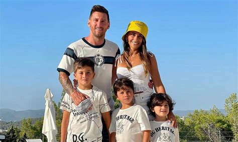 Lionel Messi Contó Que Lloraron Con Antonela Por La Mudanza Fue Un