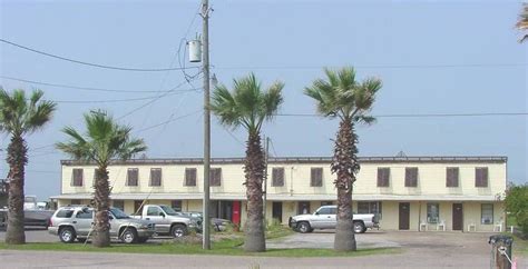 First of all i do not like cars on the beach. Surfside Motel in Surfside Beach, Texas. | Places to Stay ...