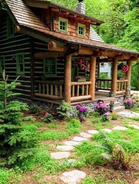 30 Affordable Small Log Cabin Ideas With Awesome