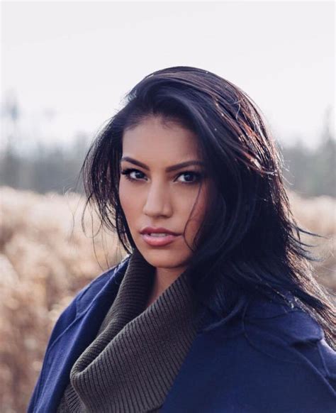 Hottest Woman 8 2 16 Ashley Callingbull Blackstone Native American Girls Native American