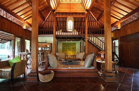 Desain rumah minimalis tradisional bali youtube via youtube.com. Cat Kayu Yang Bagus dan Tahan Lama Untuk Desain Rumah Bali ...
