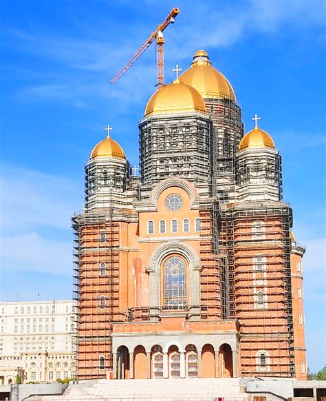 people s salvation cathedral romanian biggest cathedral world s tallest orthodox cathedral