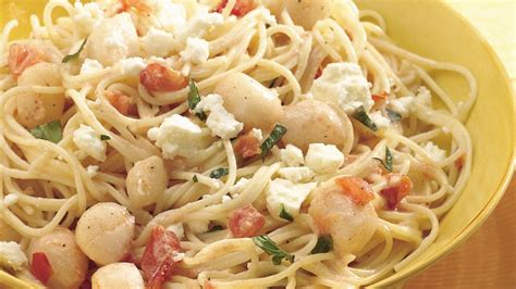 Yep, the long, skinny pasta has gotten a bad rap in the past…but we're not really sure why. Creamy Scallops with Angel Hair Pasta Recipe - Pillsbury.com