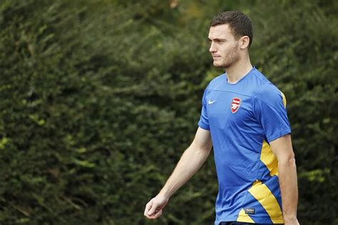 we want wenger to stay vermaelen speaks for the arsenal squad