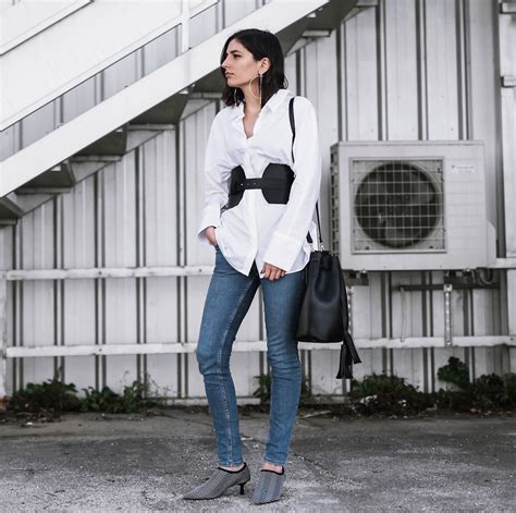 How Style Bloggers Wear The Corset Belt Trend