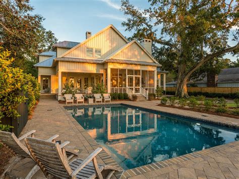 25 Inspiring Luxurious Pool Designs Coastal Cottage Waterfront
