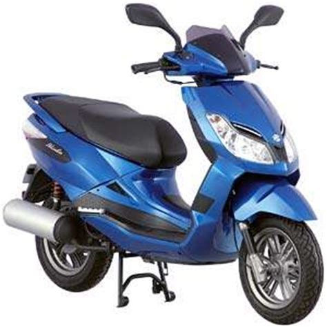 Mahindra gusto is the best two wheeler for ladies. Two-Wheelers for Indian Women