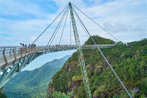 The 12 Most Terrifying Bridges In The World