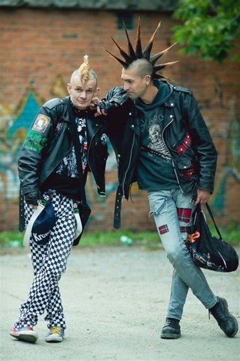 Pin By Hüseyin Bulut On Pvnk Punk Subculture Punk Rock Fashion Punk