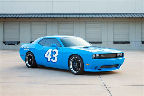 2014 Dodge Challenger Srt8 Custom Coupe