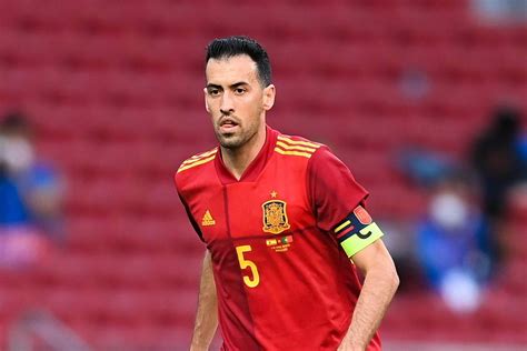 Explained What Sergio Busquets Positive Covid 19 Test Means For Spain