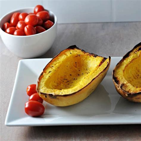 Grilled Spaghetti Squash Perfect On The Grill Sula And Spice
