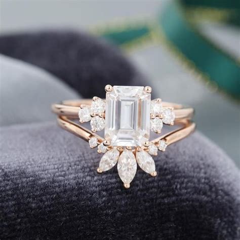 Gorgeous Emerald Cut Ring S6