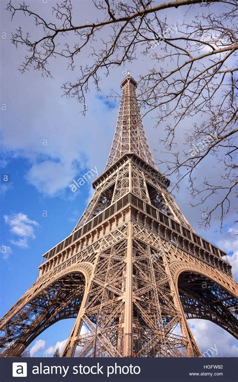 Famous Landmark Unusual Angle Hi Res Stock Photography And Images Alamy