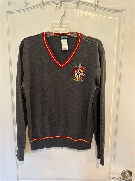 Warner Bros Harry Potter Gryffindor Sweater Adult Size Medium Grailed