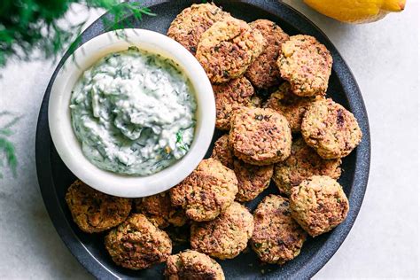 Crispy Baked Falafel Easy Oven Baked Crispy Falafel Recipe