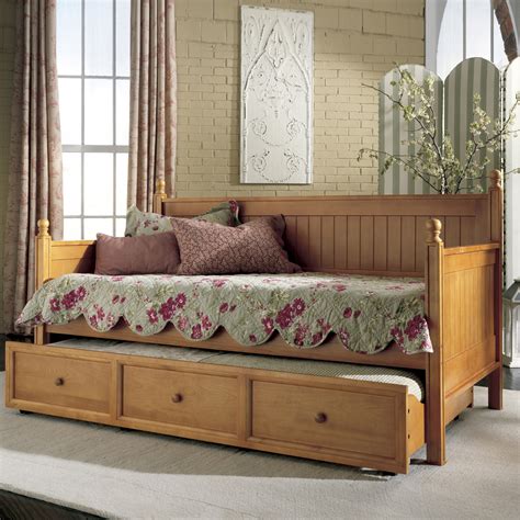 Casey Complete Wood Daybed With Ball Finials And Roll Out Trundle