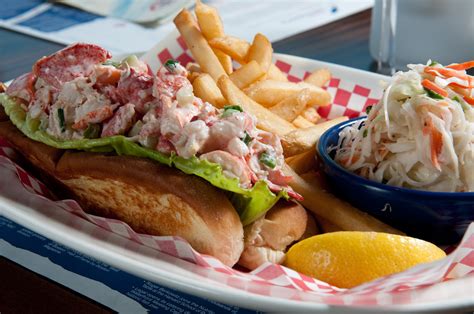 The Best Lobster Rolls On The Cape