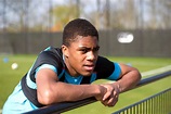 AZ legt talentvolle spits Boadu (16) vast tot 2020 | Foto | AD.nl