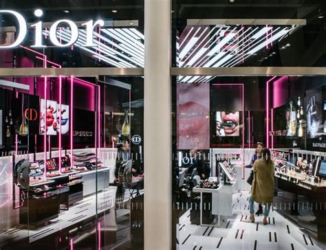Dior Opens its First Conceptual Beauty Boutique in New York | Harper's ...