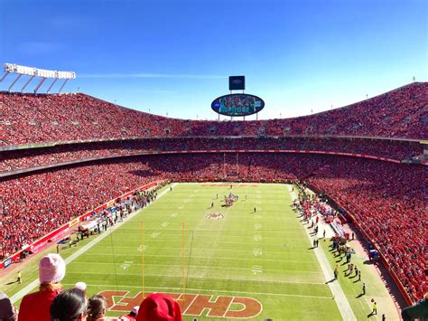 It primarily serves as the home venue of the kansas city chiefs of the national football league (nfl). Kansas City Chiefs Tailgating and Stadium Food: What to ...