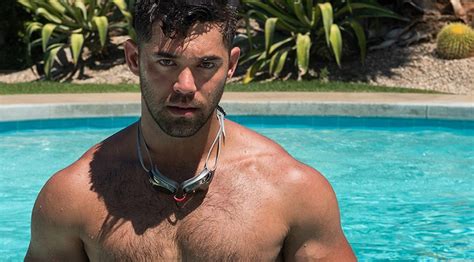 Beefcake God Ian David Heating Up In Palm Springs By Ben Veronis