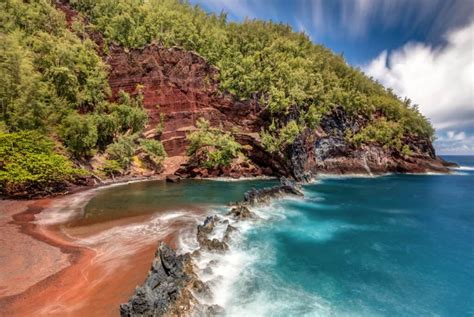 Iconic Hawaii Nude Beaches Unveiled