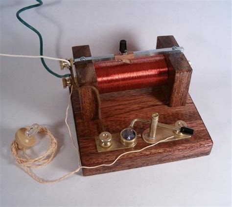 The Complete Guide On How To Build A Crystal Radio—plus