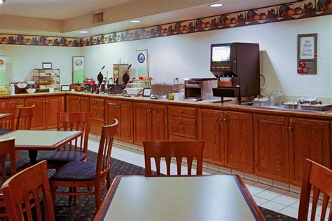 The fairfield inn & suites by marriott lancaster granite run continues to offer you the best stay possible for your trip to lancaster, pennsylvania. Discount Coupon for Country Inn & Suites By Carlson ...