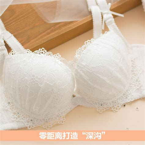 Lace Sexy Bra Suits White Lace Maiden Underwear Bra Set Deep V Push Up The Underwire Sexy Thick