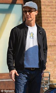 Matthew McConaughey Loses Even More Weight As He Prepares To Play Aids Victim Daily Mail Online